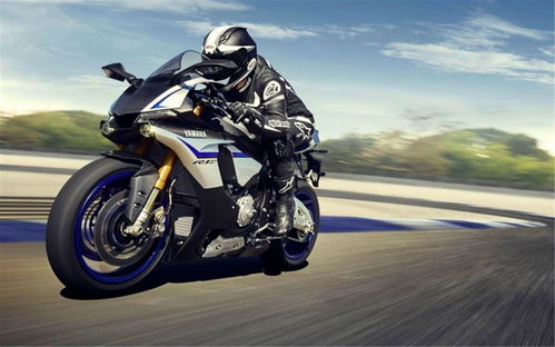 摩托英才 四款机车壁纸素材背后的驾驭灵魂